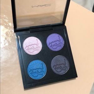 MAC The Simpson’s eyeshadow  COLLECTORS ITEM